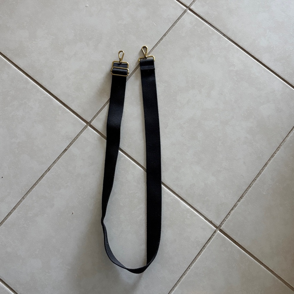 Madewell Black Adjustable Bag Strap with Gold Hardware - Picture 3 of 4